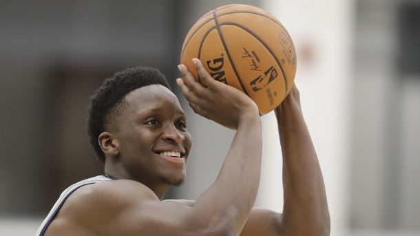 五连胜！中国冰壶男队“壶”力全开 锁定前三剑指米兰冬奥