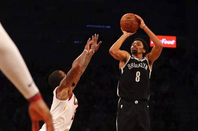 葡萄牙U17国脚斯特万是雷纳托-桑切斯的侄子，正在参加世少赛