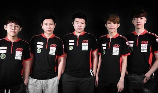 官方：前柏林联主帅费希尔执教美因茨，双方签约到2028年