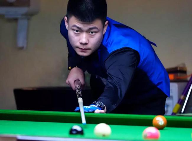 曼联4-1狼队全场数据：射正次数10-2，控球率超6成